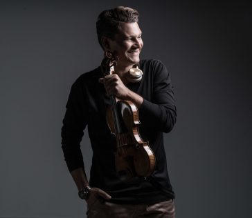 STRADIVARIUS BAROCK